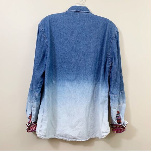 Sovereign Code Aztec Western Ombre Denim Long Sleeve Button Down Top - Picture 7 of 7